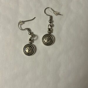 Metallic drop earrings